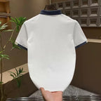 Herren Poloshirt mit Kontrastkragen und feiner Struktur