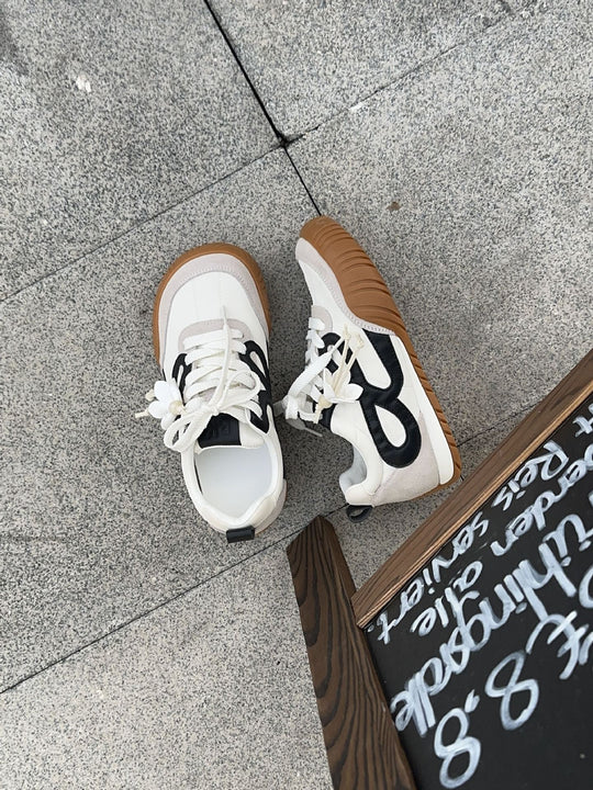 Damen Sportliche Sneakers mit hochwertiger Wildleder-Oberfläche und rutschfester Sohle R&B