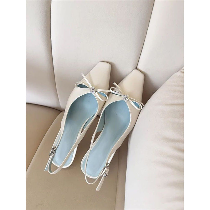 Damen Slingback Pumps mit schimmerndem Obermaterial und zarter Schleifenapplikation R&B