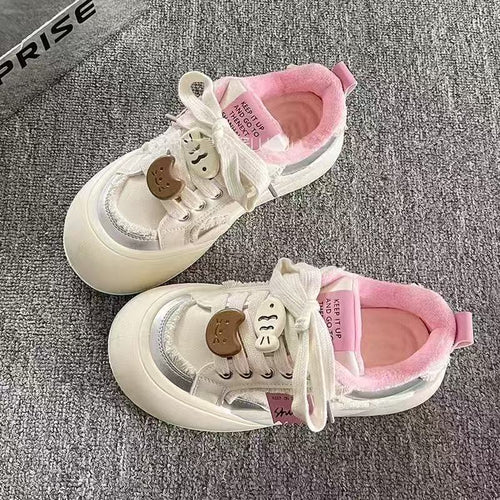 Damen Sneakers mit flauschigem Innenfutter und verspieltem Schnürsystem R&B