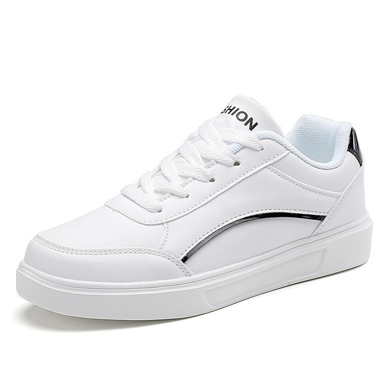 Damen Sneakers aus leichtem Kunstleder mit sportlichem Design