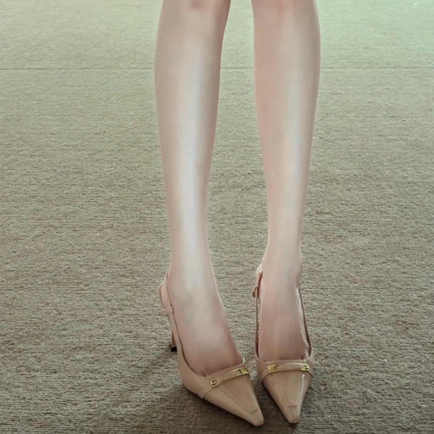 Damen Slingback-Pumps mit elegantem Design und bequemer Absatzhöhe R&B