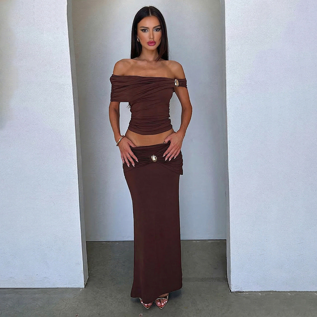 Damen Elegantes Offshoulder Maxikleid mit raffinierten Raffungseffekten R&B