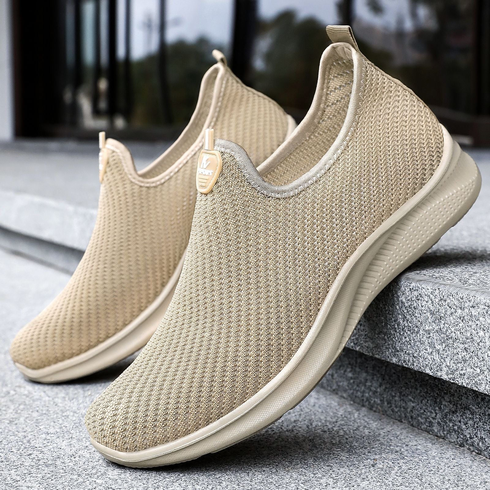 Damen Atmungsaktive Slip-On Sneakers mit elastischem Strickoberteil R&B