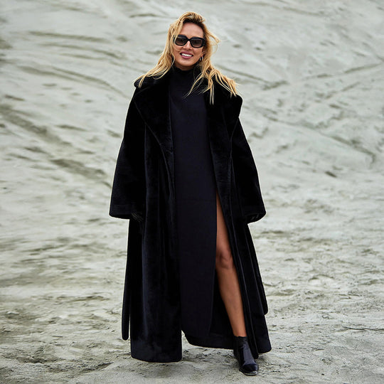 Damen Eleganter, gefütterter Wintermantel mit breitem Revers R&B
