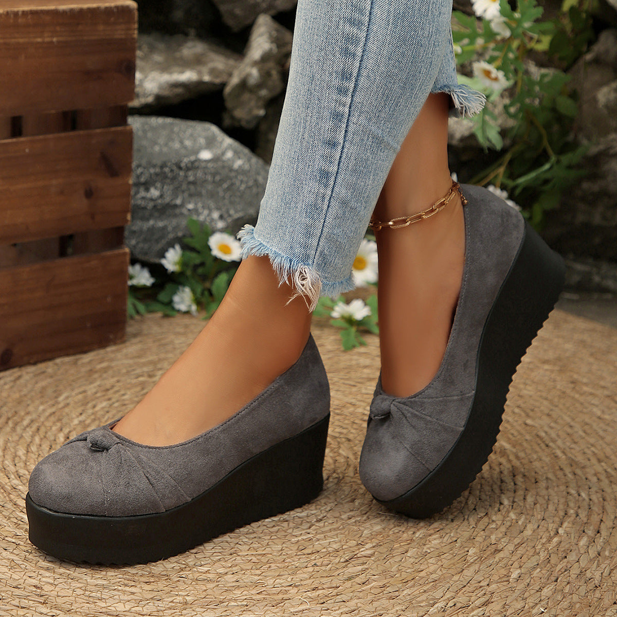 Damen Wedge-Pantoletten mit dekorativem Schleifenakzent und modischem Design R&B