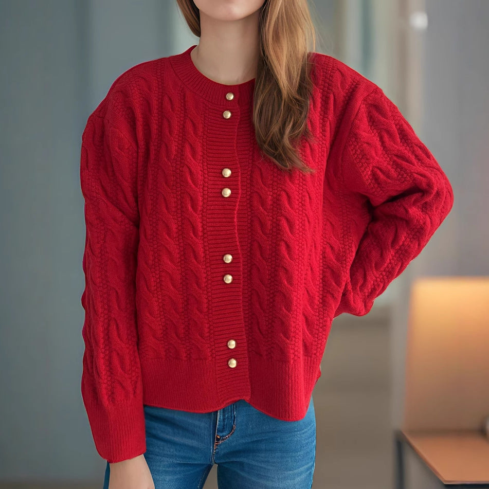 Damen Strickjacke mit eleganter Zopfmusterstruktur und dekorativen Knöpfen R&B