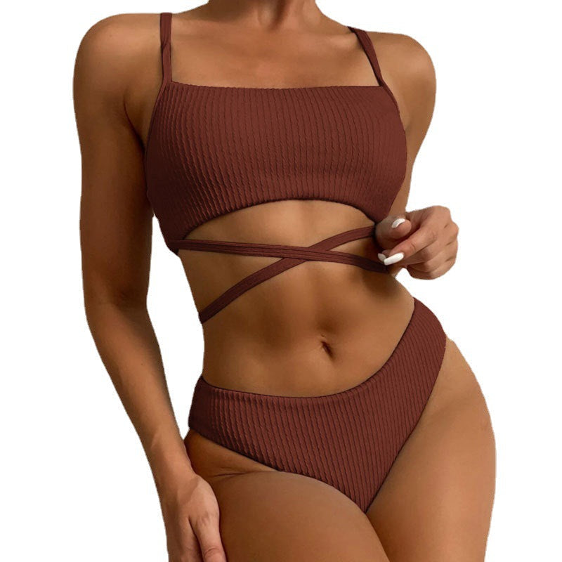 Damen Hochgeschnittener Ripp-Bikini mit Kreuzdetails R&B