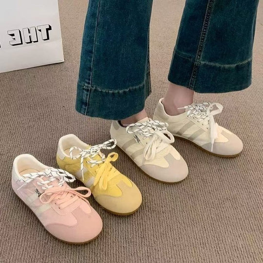 Damen Sneakers im sportlichen Retro-Stil mit atmungsaktiver Oberflächenstruktur R&B