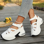 Damen Sportliche Schnürsandalen mit atmungsaktiver Oberkonstruktion R&B