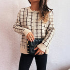Damen Strickjacke mit modernem Karomuster und praktischen Taschen R&B