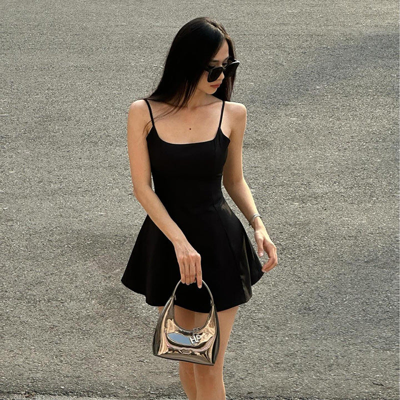 Damen tolles A-Linien Kleid mit Spaghettiträgern und schwingendem Rock R&B