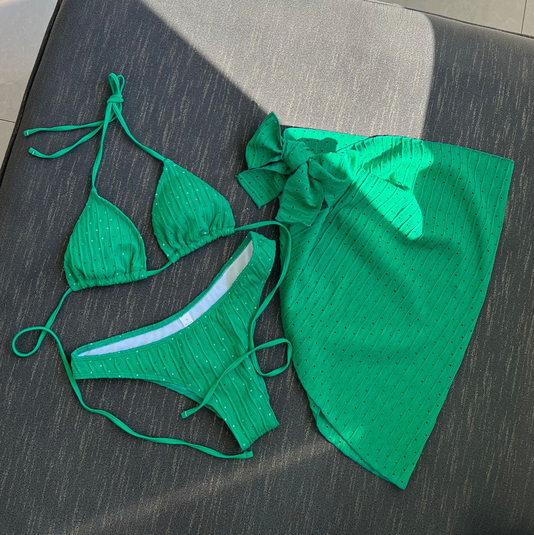 Damen Bikini-Set mit leicht glänzendem Design und verspieltem Wickelrock R&B