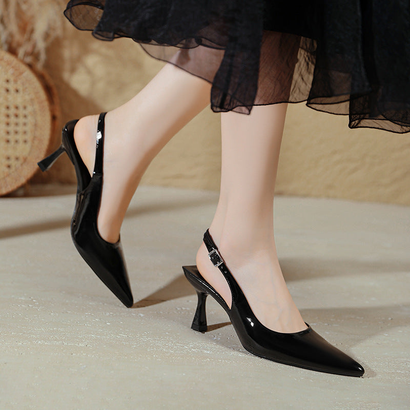 Damen Slingback-Pumps mit elegantem spitzen Design und funktionalem Riemen