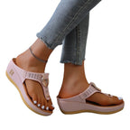 Damen Wedge-Sandalen mit elegantem Zehensteg und komfortabler Fußbettgestaltung R&B