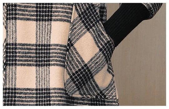Damen Karo Kleid mit hochgeschlossenem Kragen und praktischen Taschen R&B