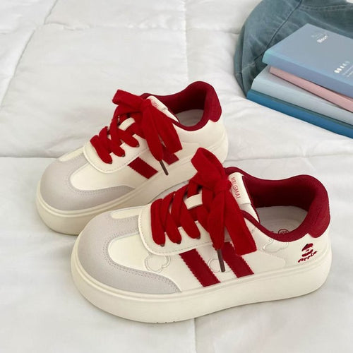 Damen Modische Sneaker mit trendigen Applikationen und bequemer Sohle R&B