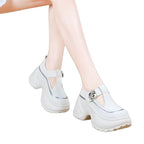 Damen modische Clogs mit auffälligem Absatz und Schmuckdetails R&B