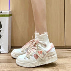 Damen Lifestyle Sneakers mit moderner Schnürung und hochwertigem Obermaterial R&B