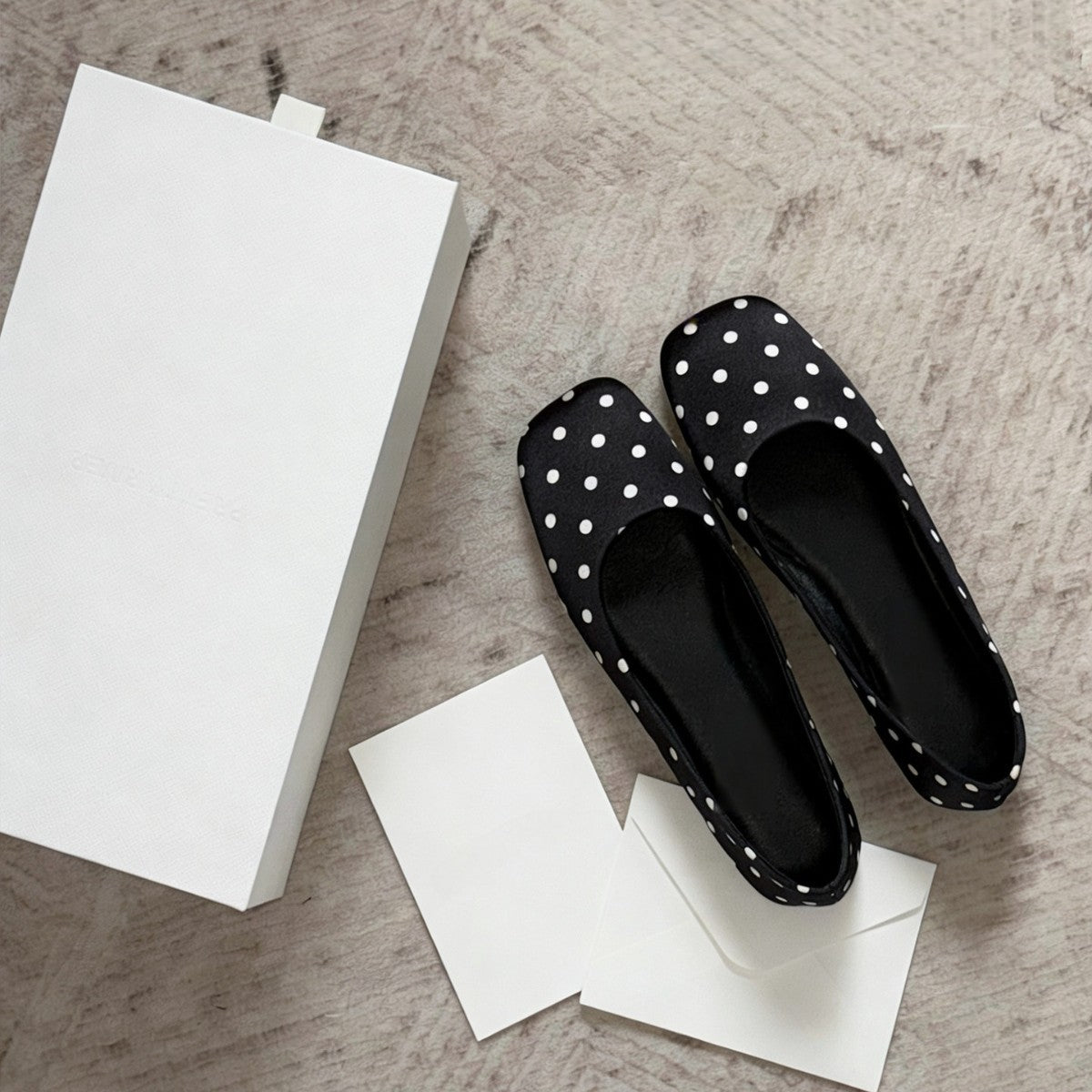 Damen Ballerinas mit elegantem Punktdesign und komfortablem Fußbett R&B