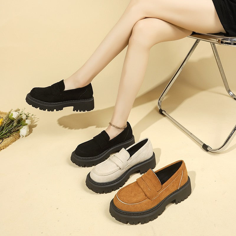 Damen Komfortable Sneaker im modernen Design mit dickem Plateau R&B