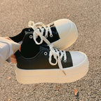 Damen Plateau Sneakers mit modischem Design und bequemer Dämpfung