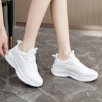 Damen Sportliche Sneaker mit atmungsaktivem Obermaterial und dämpfender Sohle R&B