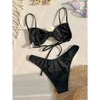 Damen Bikini-Set mit eleganter Blumenapplikation