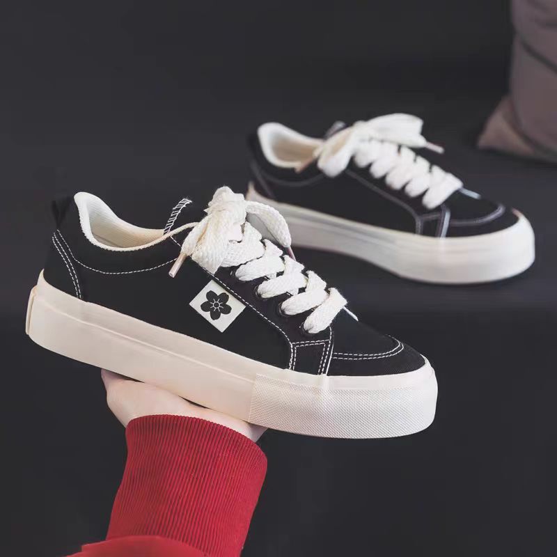 Damen Modische Sneakers aus hochwertigem Canvas mit eleganter Plattformsole