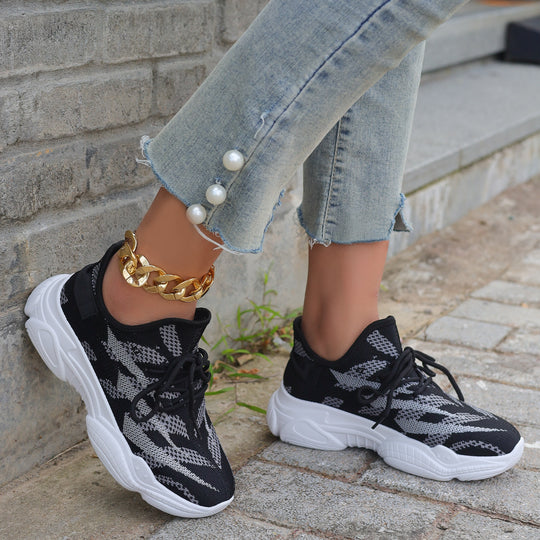 Damen Sportliche Sneakers mit innovativer Strickoberfläche und flexibler Laufsohle R&B