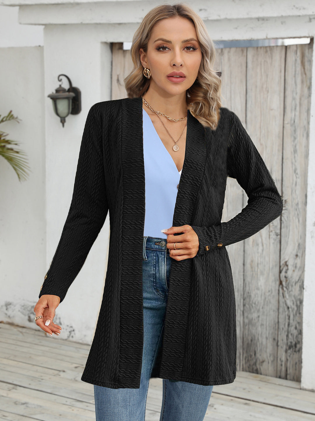 Damen Strickjacke mit strukturiertem Design und eleganten Knopfdetails R&B