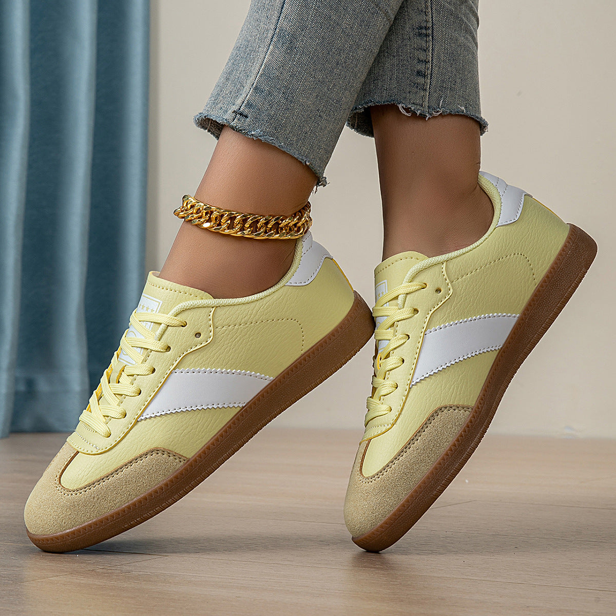Damen Sportliche Sneakers mit strapazierfähigem Obermaterial und rutschfester Laufsohle