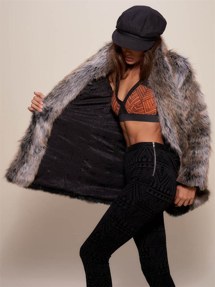 Damen Übergroße Kunstfelljacke mit raffinierter Textur und hohem Kragen R&B