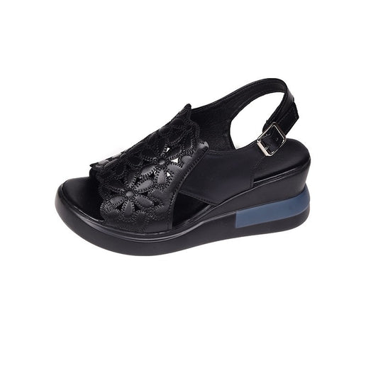 Damen nan Keilsandale mit floraler Laserperforation gepolsterter anatomischer Innensohle und verstellbarem Fersenriemen R&B