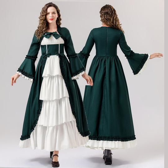 Damen historisches Kleid mit eleganten Rüschen und modernen Akzenten R&B