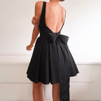 Damen A-Linien Minikleid mit quadratischem Ausschnitt und voluminösem Rock R&B