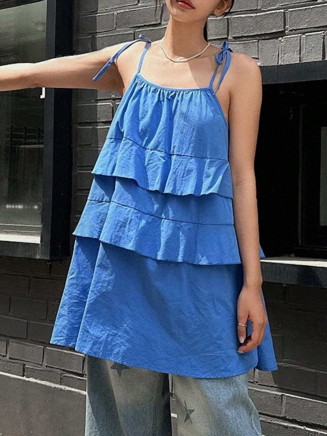 Damen luftiges Schwingkleid mit mehrlagigem Design und verstellbaren Trägern R&B