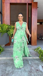 Damen Maxikleid mit fließendem Schnitt und eleganten Rüschendetails EB