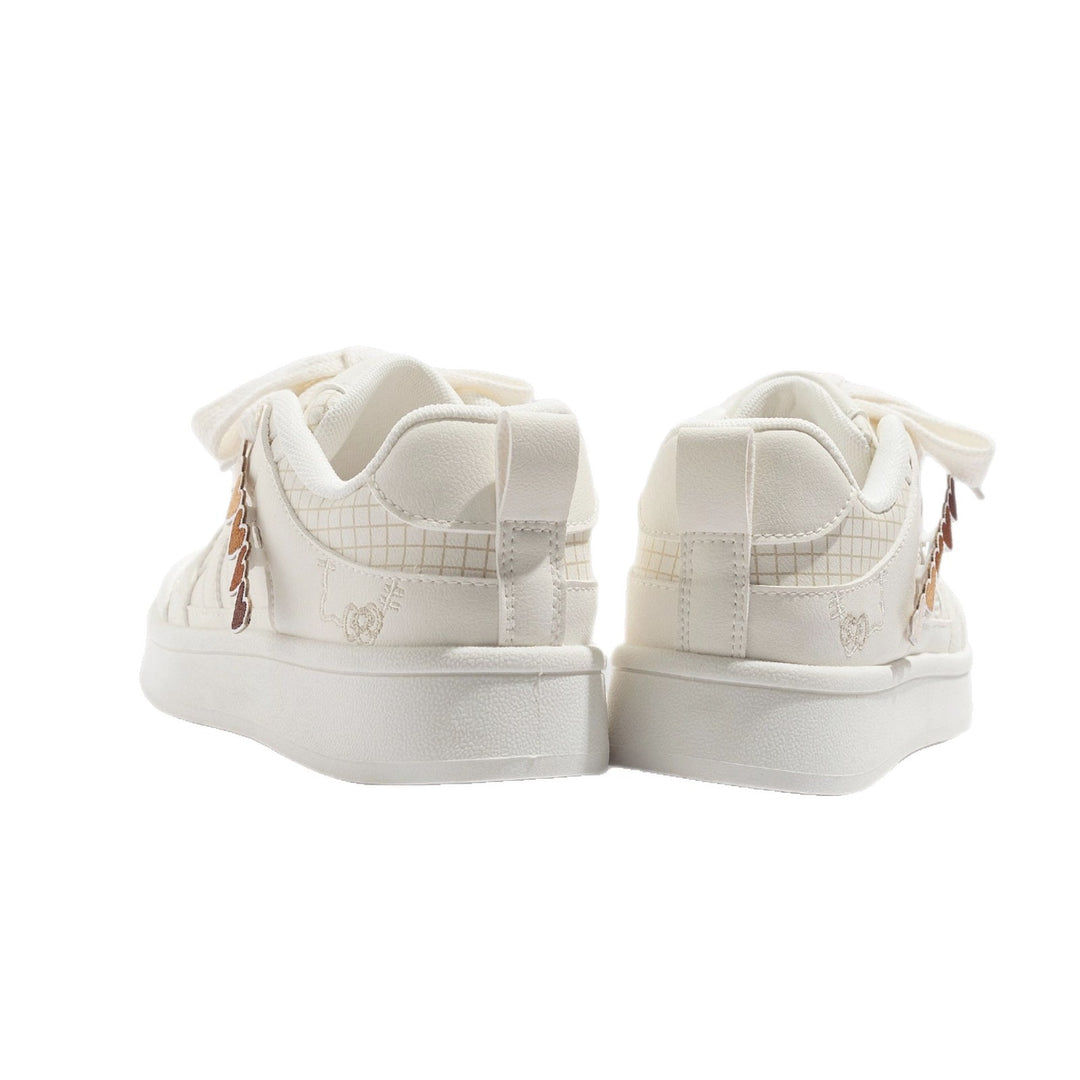 Damen Sneakers im modernen Design mit verspielten Herzmotiven R&B