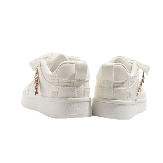 Damen Sneakers im modernen Design mit verspielten Herzmotiven R&B