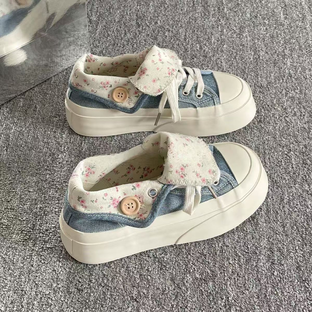 Damen Sneakers mit modischer Knopf-Details und innovativer Gummisohle R&B