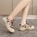 Damen Sportliche Sneakers mit reflektierender Oberfläche R&B