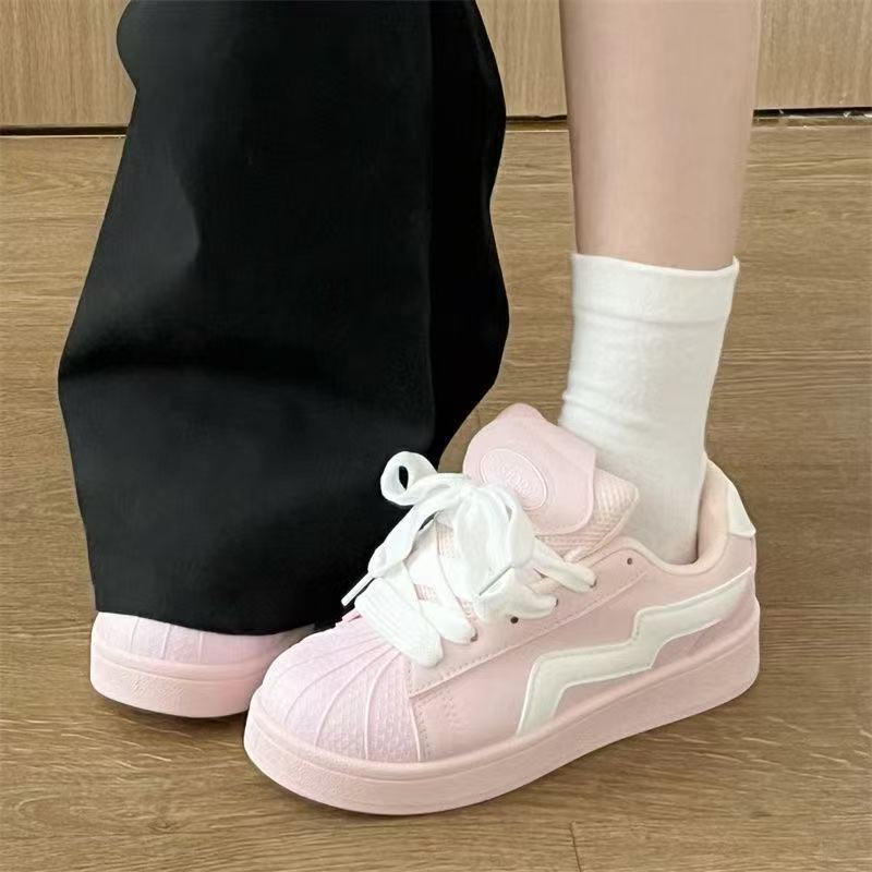 Damen sportliche Sneakers mit einzigartiger Oberflächenstruktur und bequemer Dämpfung R&B