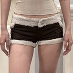 Damen Zarte Biker-Shorts mit Fleece-Besatz und Metallnieten R&B