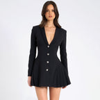 Damen Elegant geschnittenes Kurzkleid mit Plisseefalten und tiefem Ausschnitt R&B