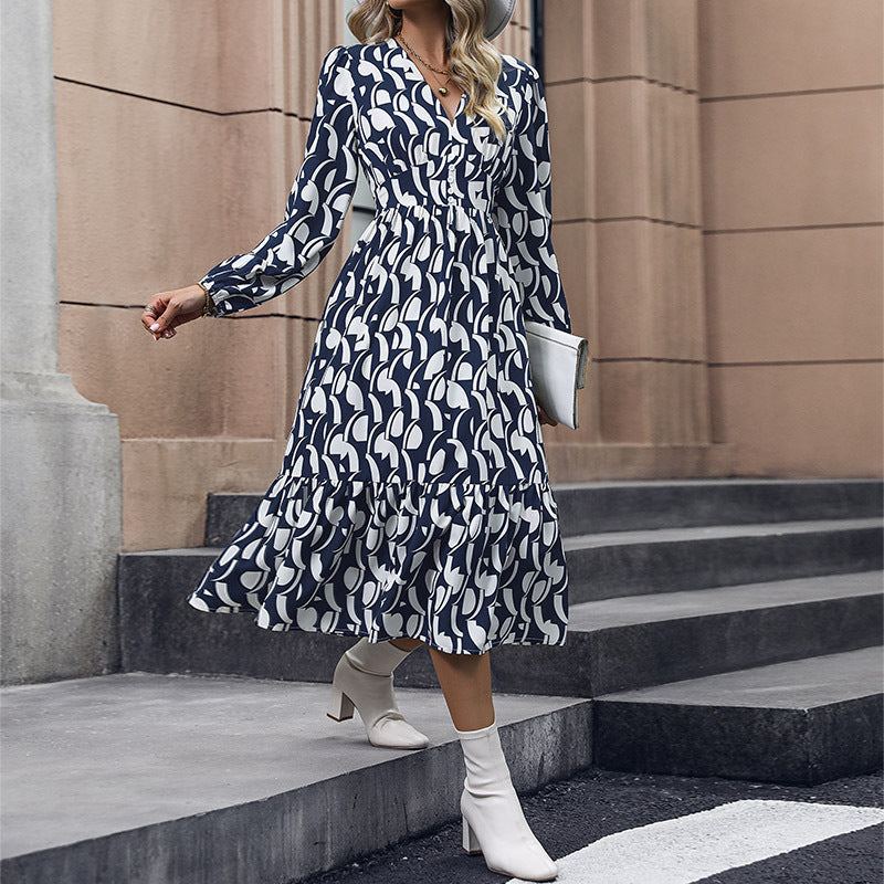Damen Maxikleid mit eleganter Raffung und schwingendem Rock R&B