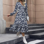 Damen Maxikleid mit eleganter Raffung und schwingendem Rock
