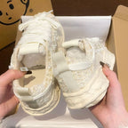 Damen Sneakers mit luxuriösen Details