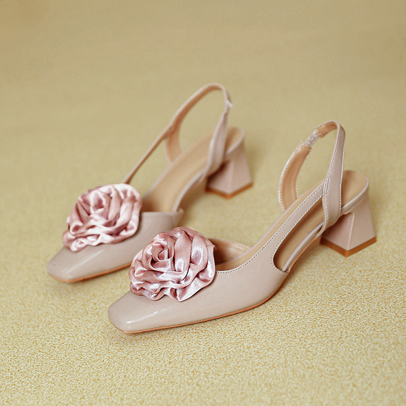 Damen Slingback-Pumps mit floralen Satin-Applikationen und komfortablem Blockabsatz