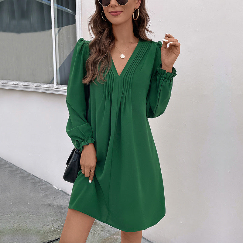 Damen geschnittenes V-Ausschnitt Kleid mit eleganten Puffärmeln und schwingendem Saum R&B